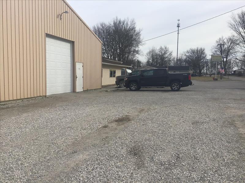 Shields Hardware & Supply Linton, IN